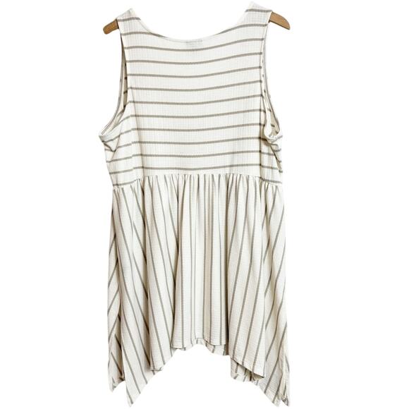 TORRID V-NECK BUTTON DETAIL STRIPED PLUS SIZE WOMEN BLOUSE SIZE 3X - Picture 2 of 7